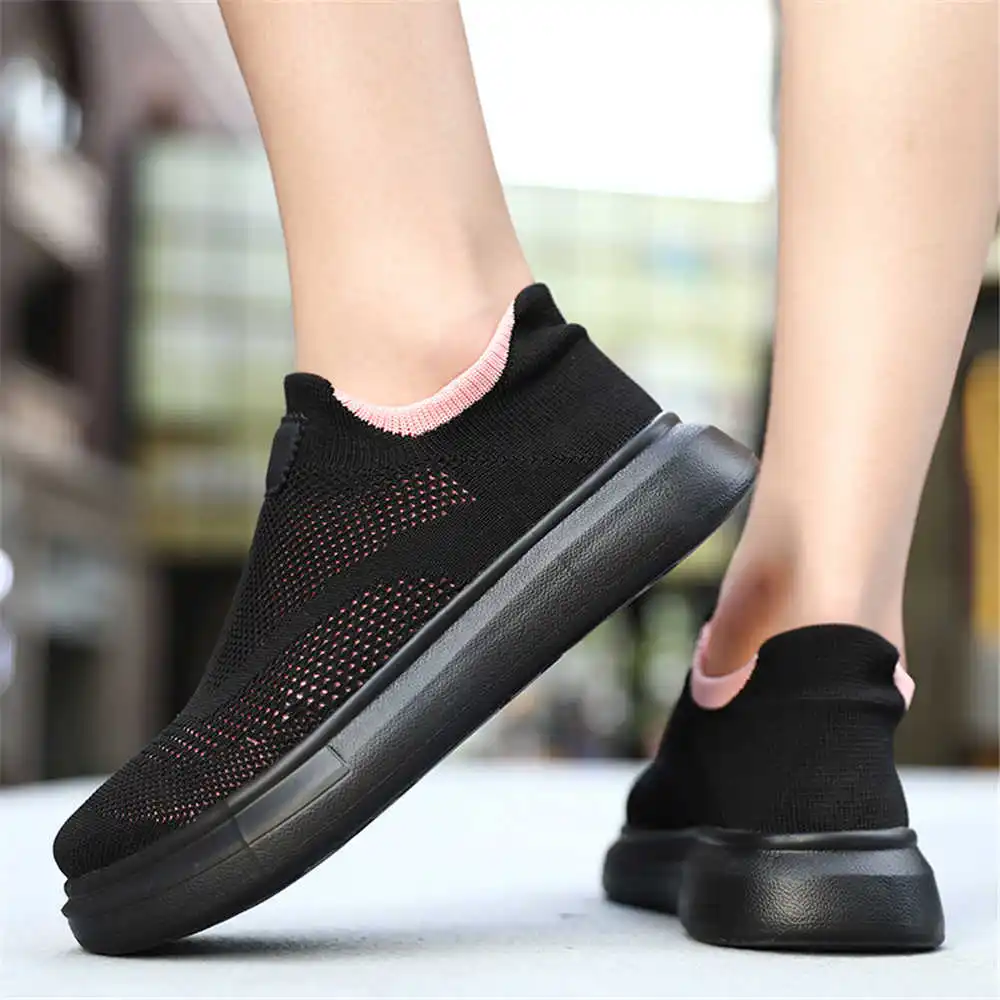 Home Gym Luxury Design - Stoking Platform sepatu cokelat untuk wanita